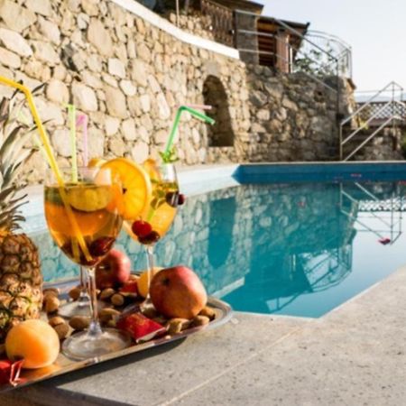 Villa Jewels ,Casa Vacanza Gaggi Exteriör bild